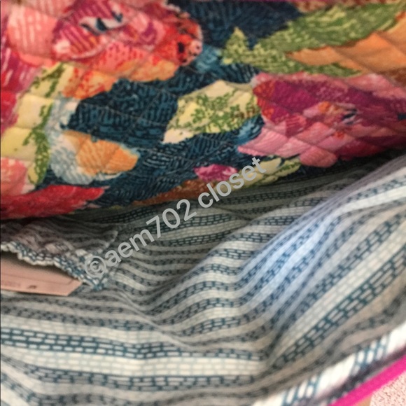 NWT VERA BRADLEY ICONIC WEEKENDER TRAVEL BAG - Picture 5 of 5